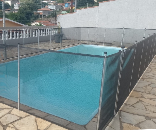 As telas de proteção para piscinas da Safety Pool unem segurança, estética e durabilidade, evitando acidentes com crianças, pets e animais. Saiba mais!