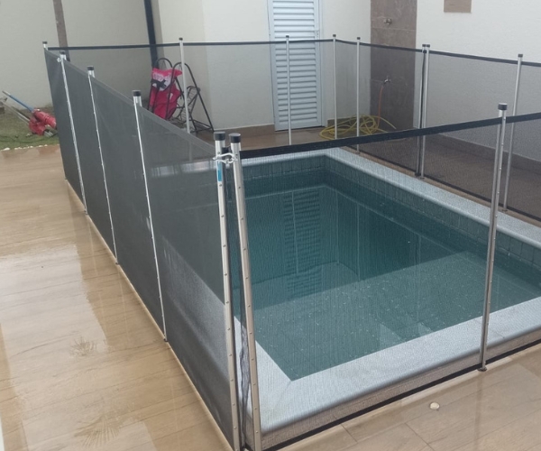 As telas de proteção para piscinas da Safety Pool unem segurança, estética e durabilidade, evitando acidentes com crianças, pets e animais. Saiba mais!